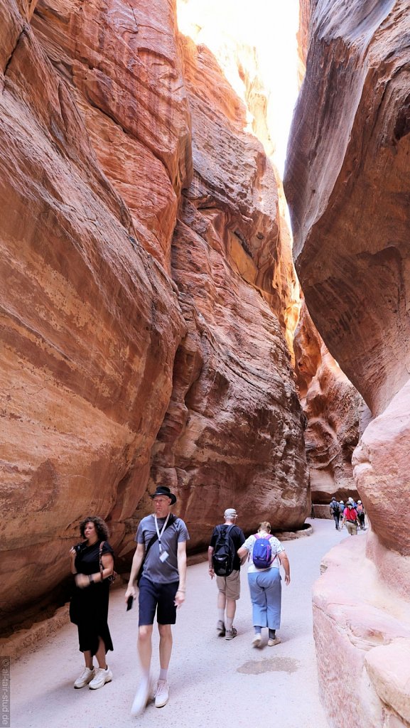 2022-10-14-WAHO-Tour-A-Petra-075-R5-51823-al.jpg