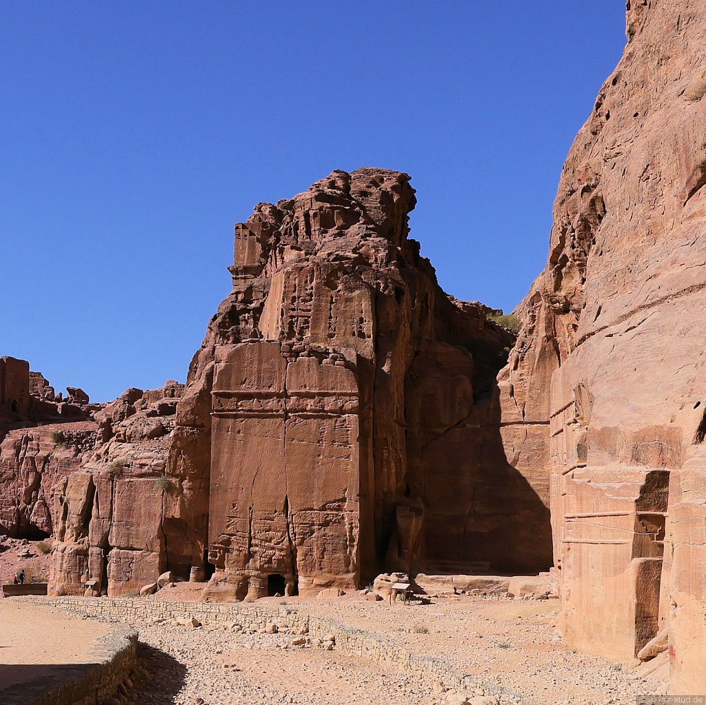 2022-10-14-WAHO-Tour-A-Petra-092-R5-51865-al.jpg