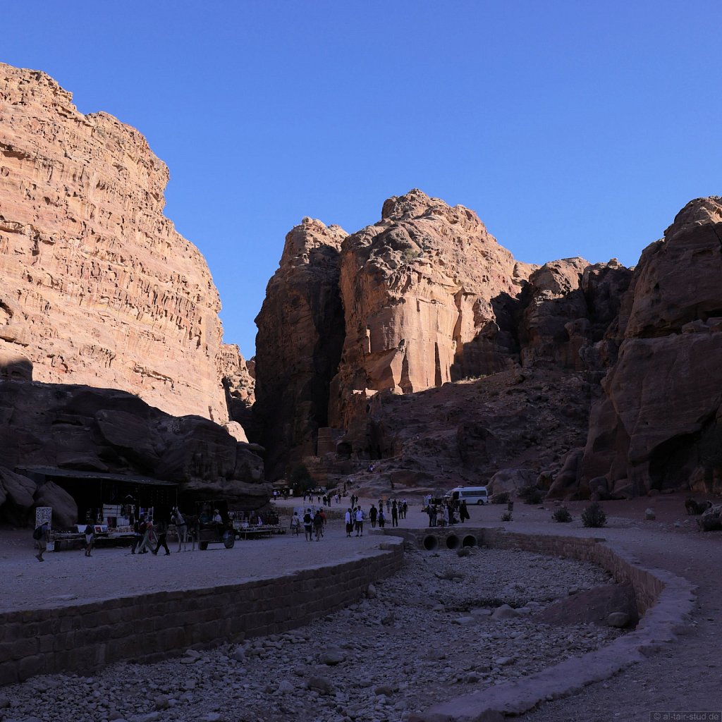 2022-10-14-WAHO-Tour-A-Petra-112-R5-51900-al.jpg
